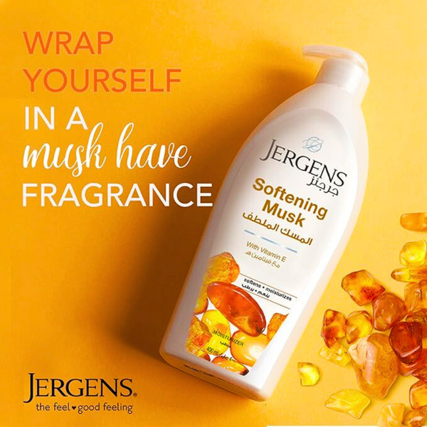 Jergens Softening Musk Moisturizer with Vitamin E 400ml