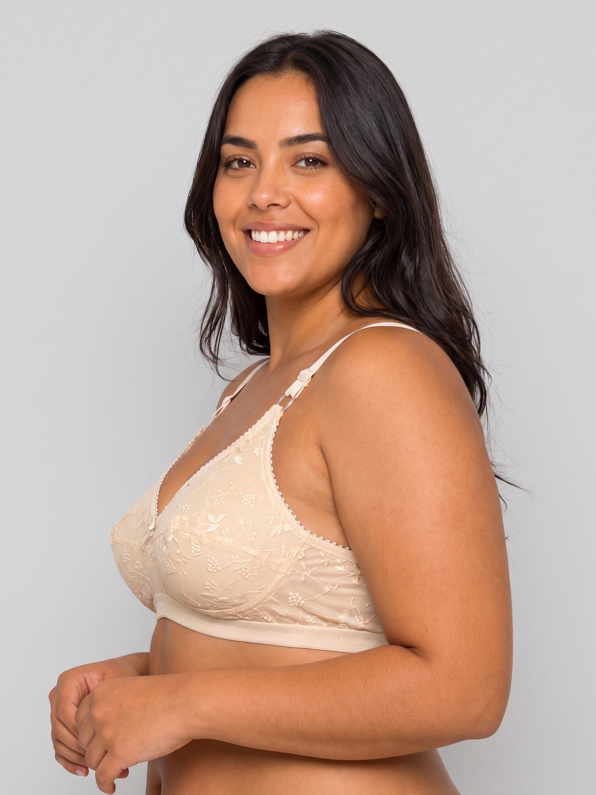 Like-Me Sonu Bra in skin color with floral lace cups and adjustable straps, side view on plus-size model. #color_skin